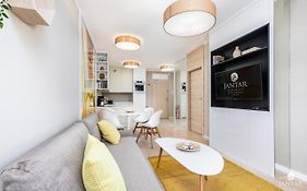 Jantar Apartamenty - Miodowy Dom City Center